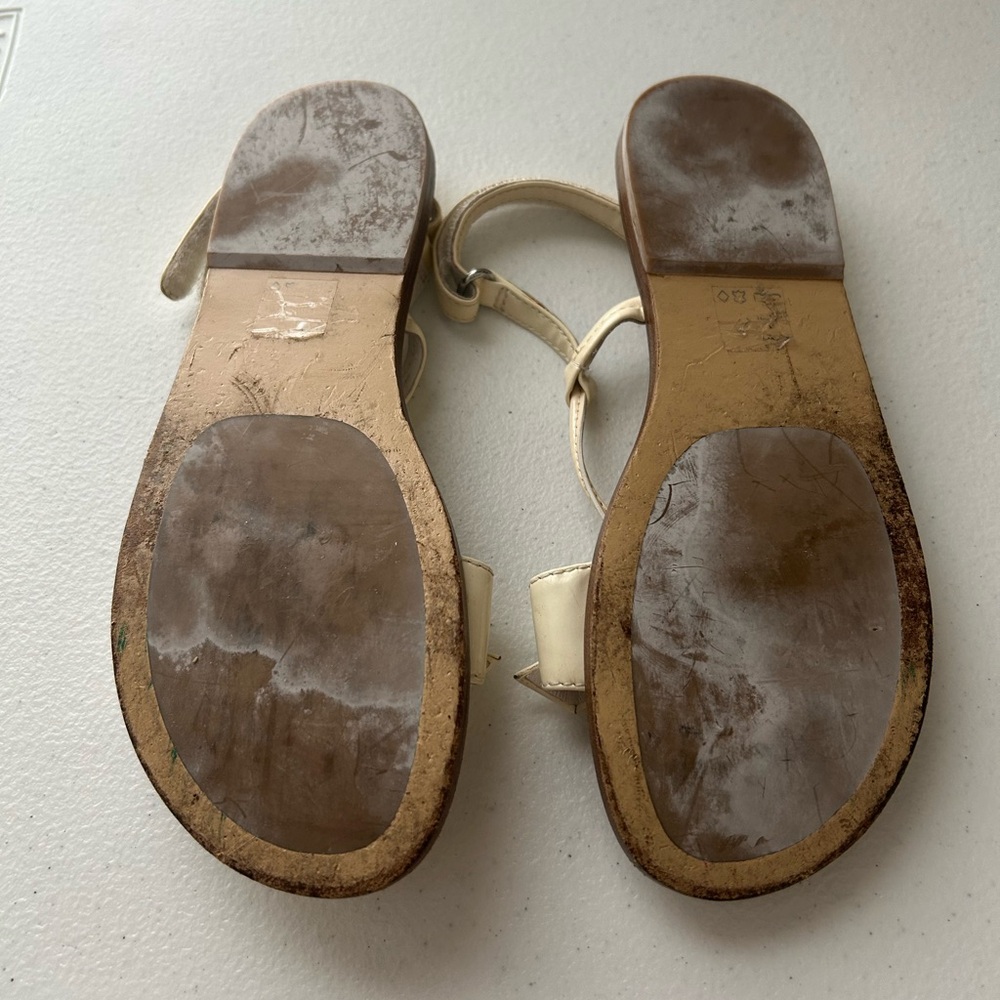 Prada Kids Girl Cream Bow Thong Sandals Ankle Strap Designer Flats Size 4–4.5 - Picture 13 of 16
